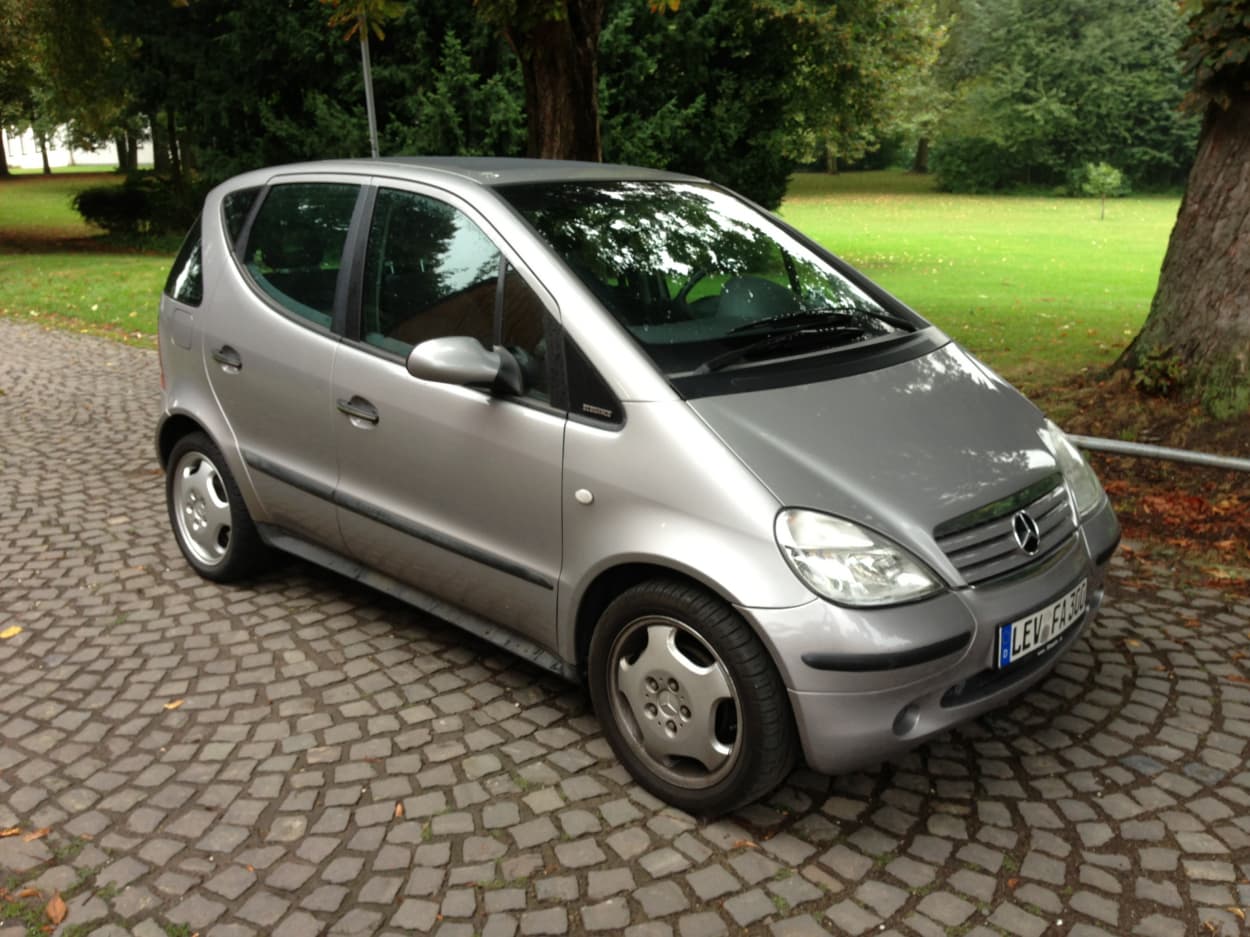 large car image