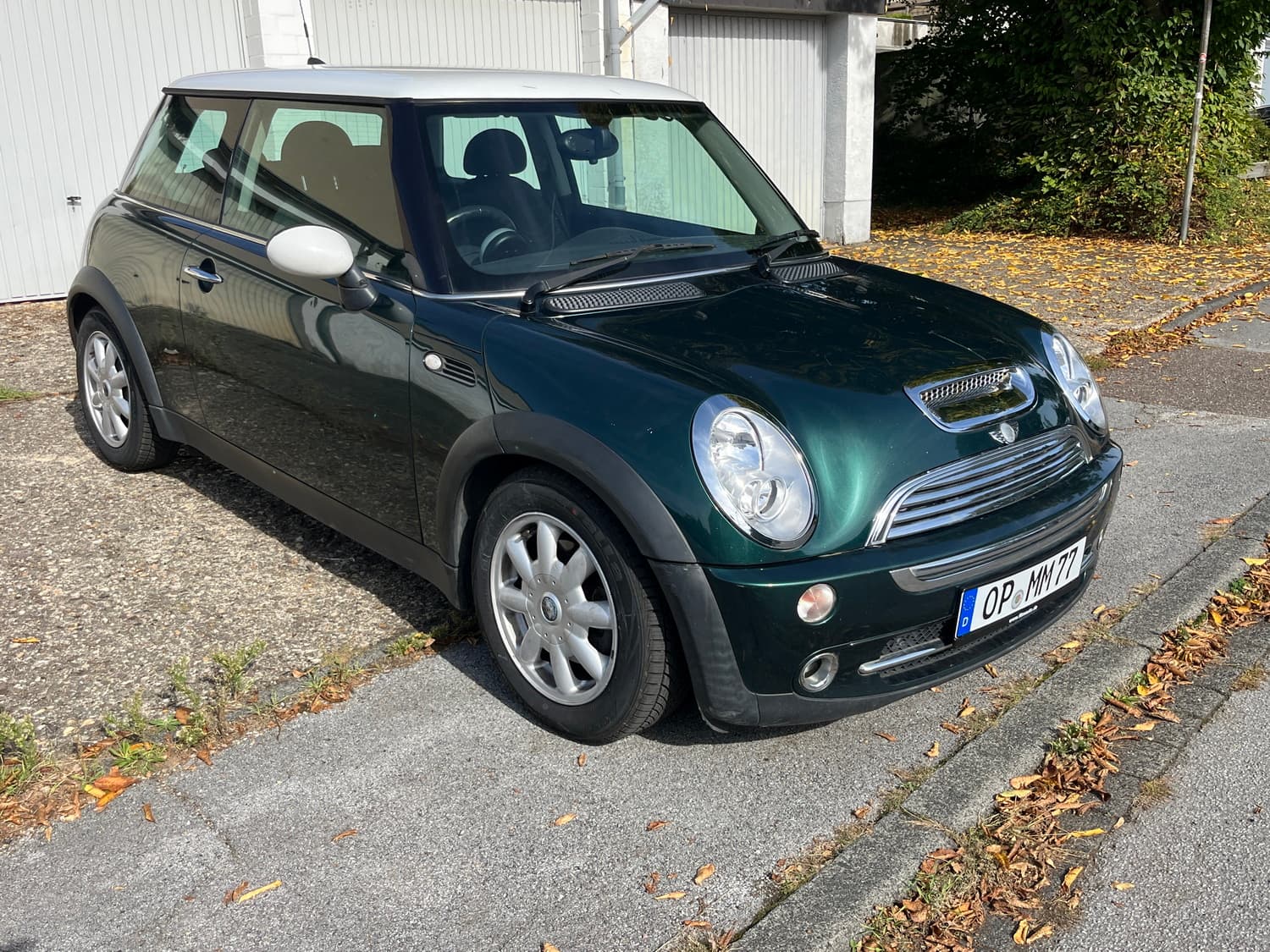 Bild vom Mini Cooper RHD Grün